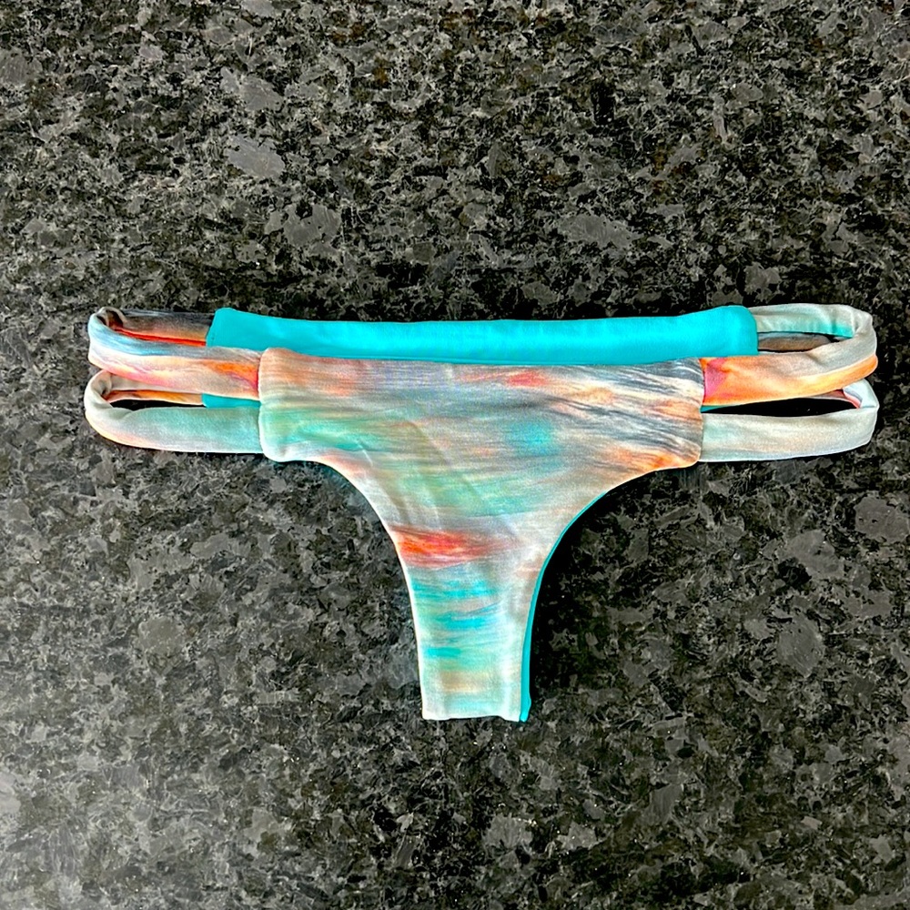 San Lorenzo Reversible Bikini Bottoms